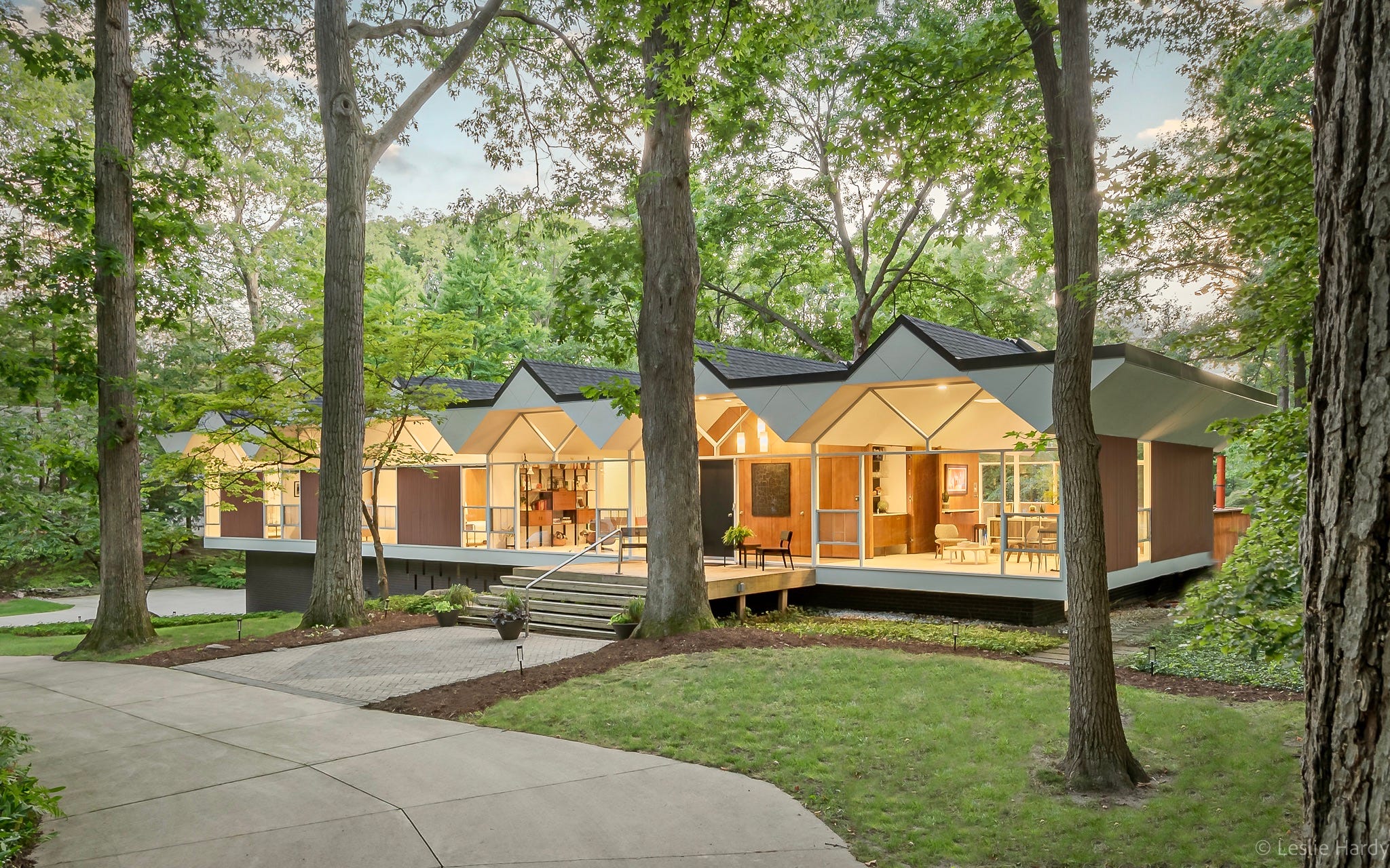 Farmington Hills' historic Arthur Beckwith home listed for 900K