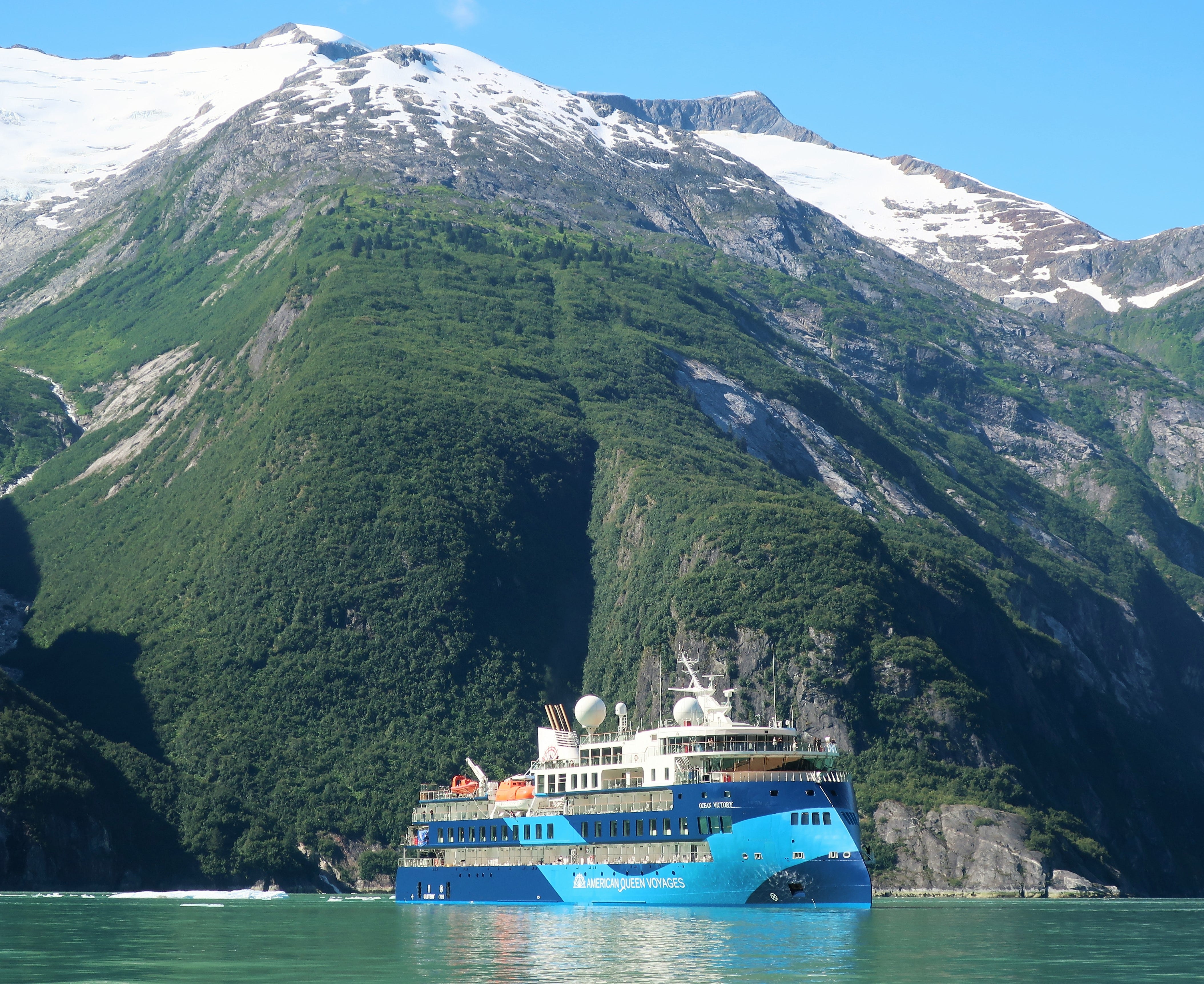 Cruising Alaska expedition-style with