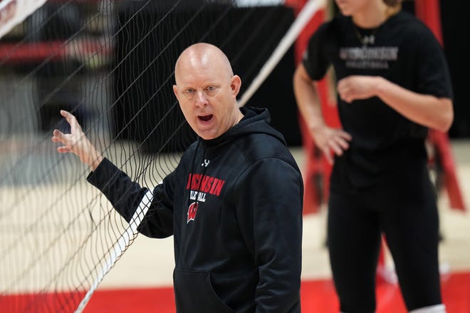 Wisconsin volleyball coach Kelly Sheffield has led his team to a share of first place in the Big Ten heading into the final two weeks of the season.