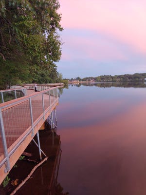 The walkway along Coes Reservoir.