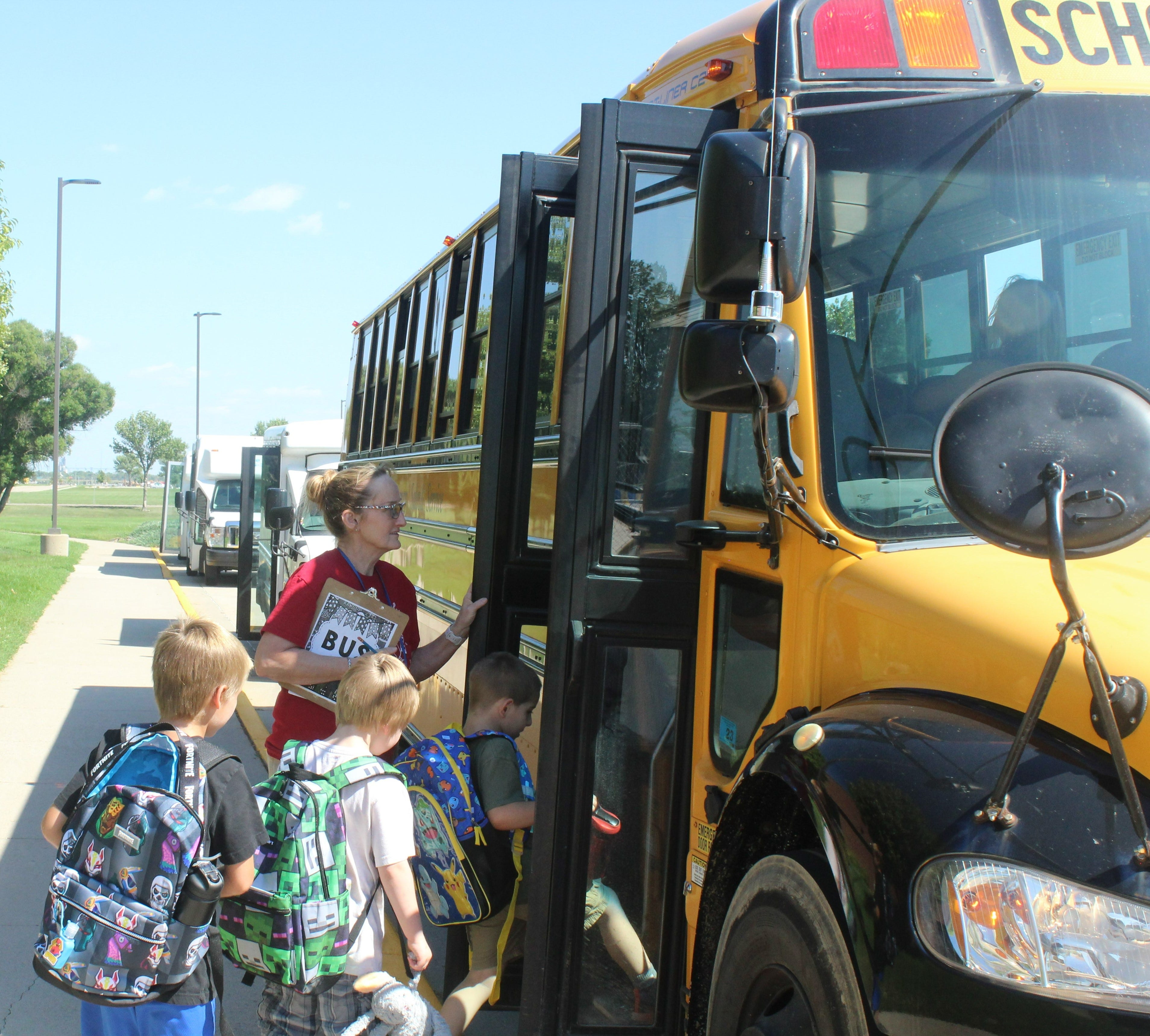 South Dakota school districts don't have enough bus drivers