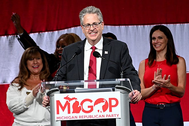 Matt DePerno mengumumkan tawaran untuk kursi Partai Republik Michigan