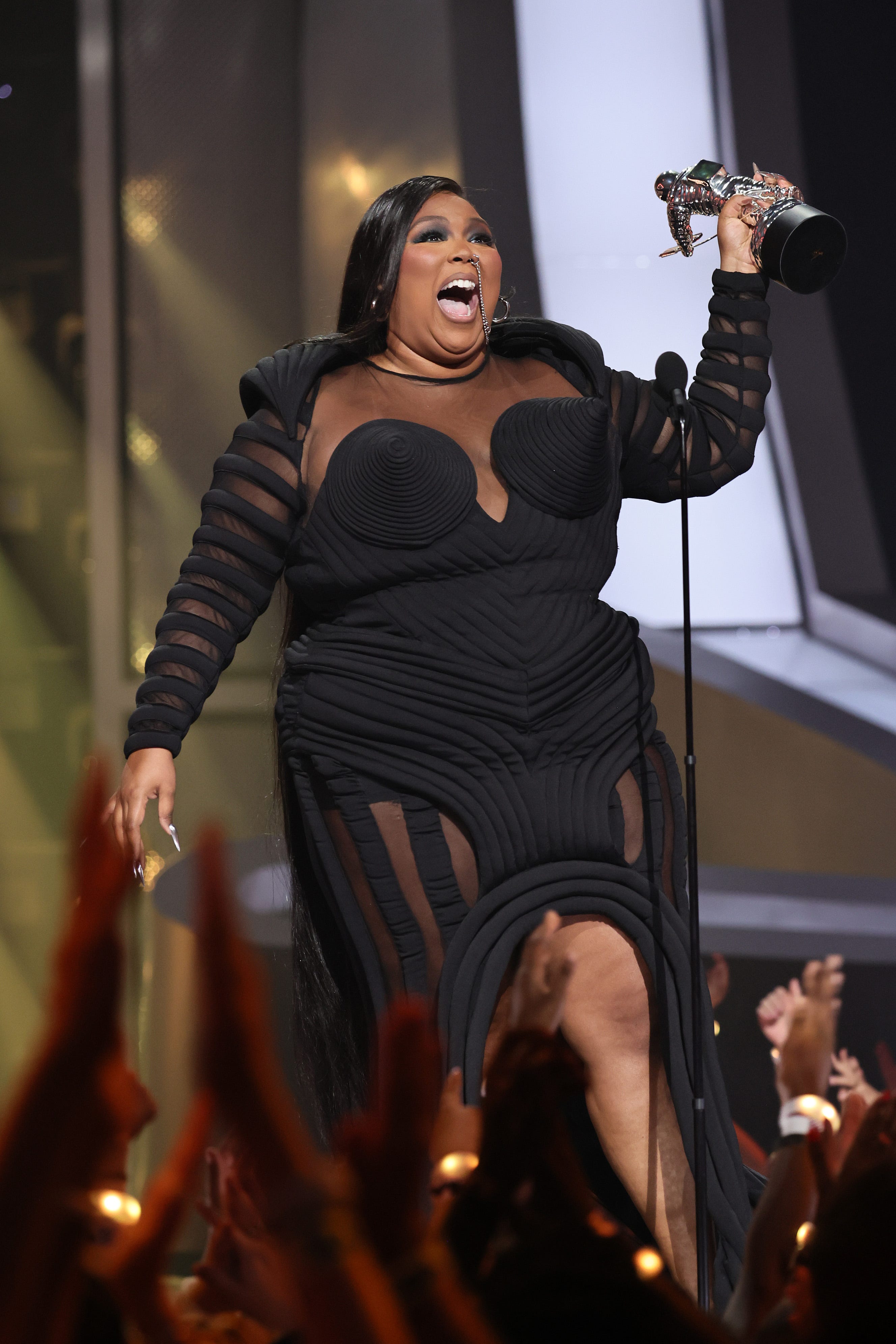 Lizzo, Nicki Minaj, Dove Cameron, more inspiring MTV VMAs speeches