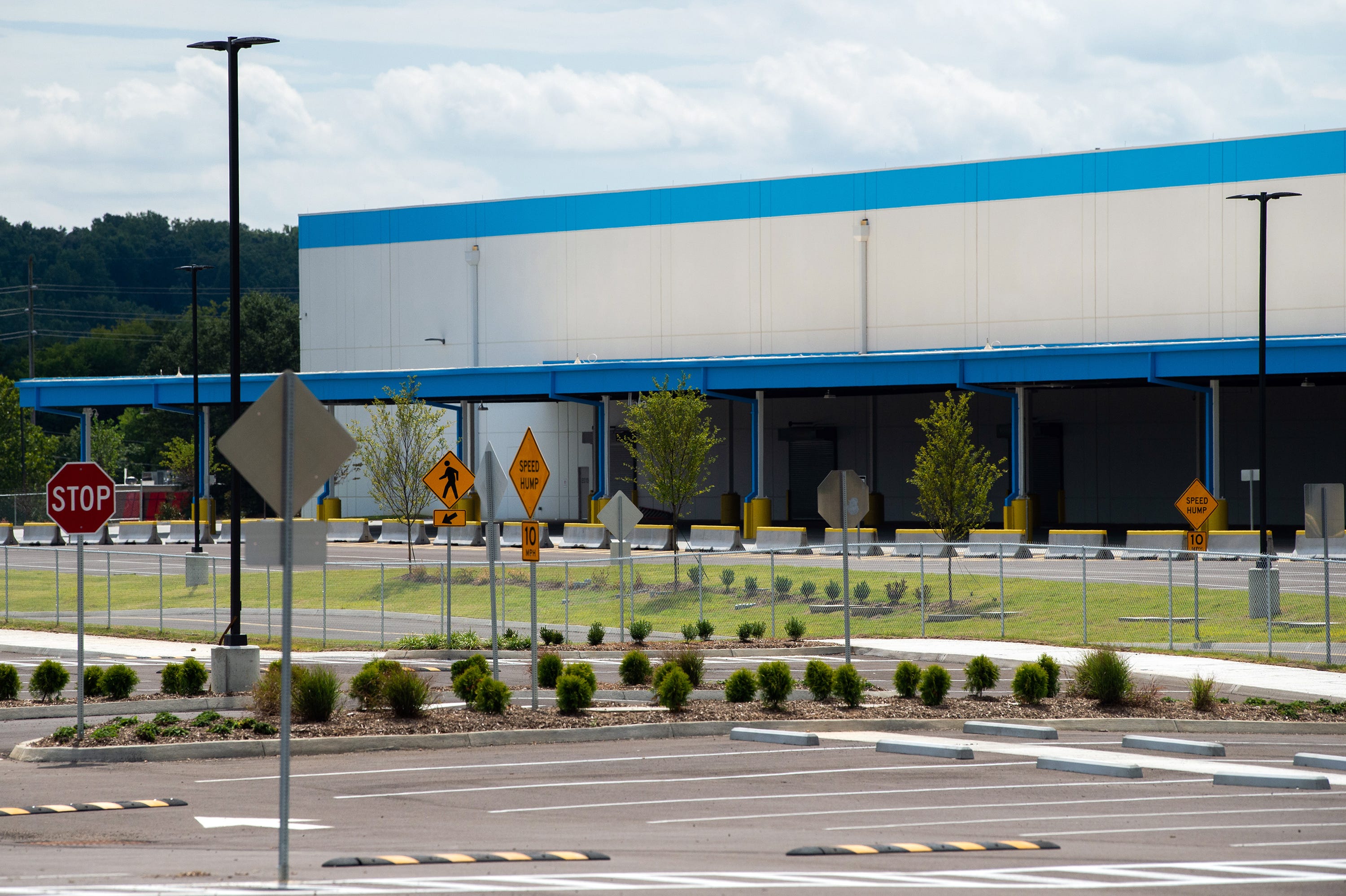 Knoxville Amazon How warehouse closures impact Alcoa, Knox County