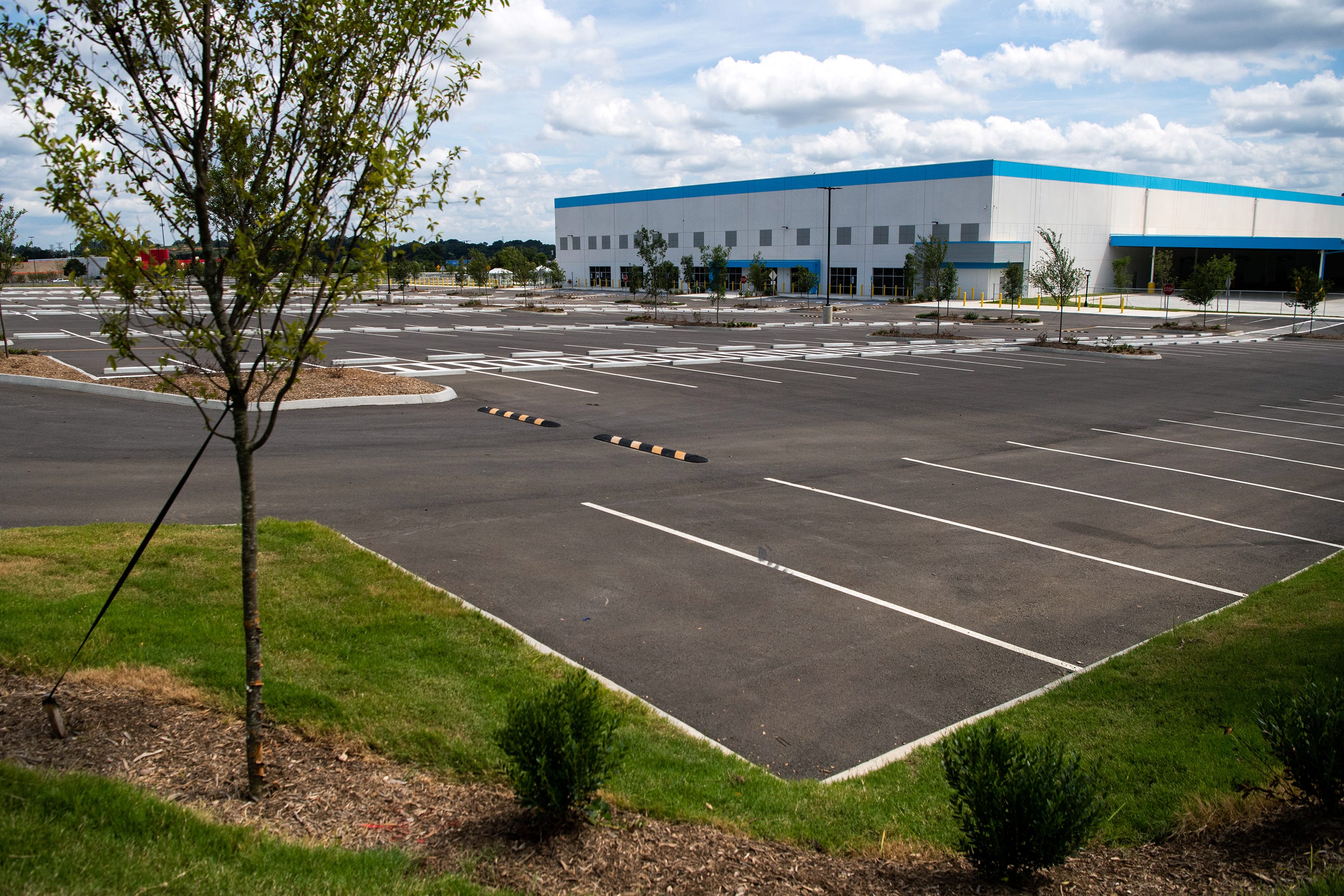 Knoxville Amazon How warehouse closures impact Alcoa, Knox County