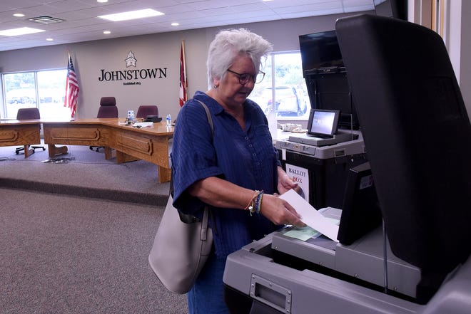 Kathy Pearce votes in a special election on Tuesday, Aug. 30, 2022 on whether to recall two of Johnstown's council members.