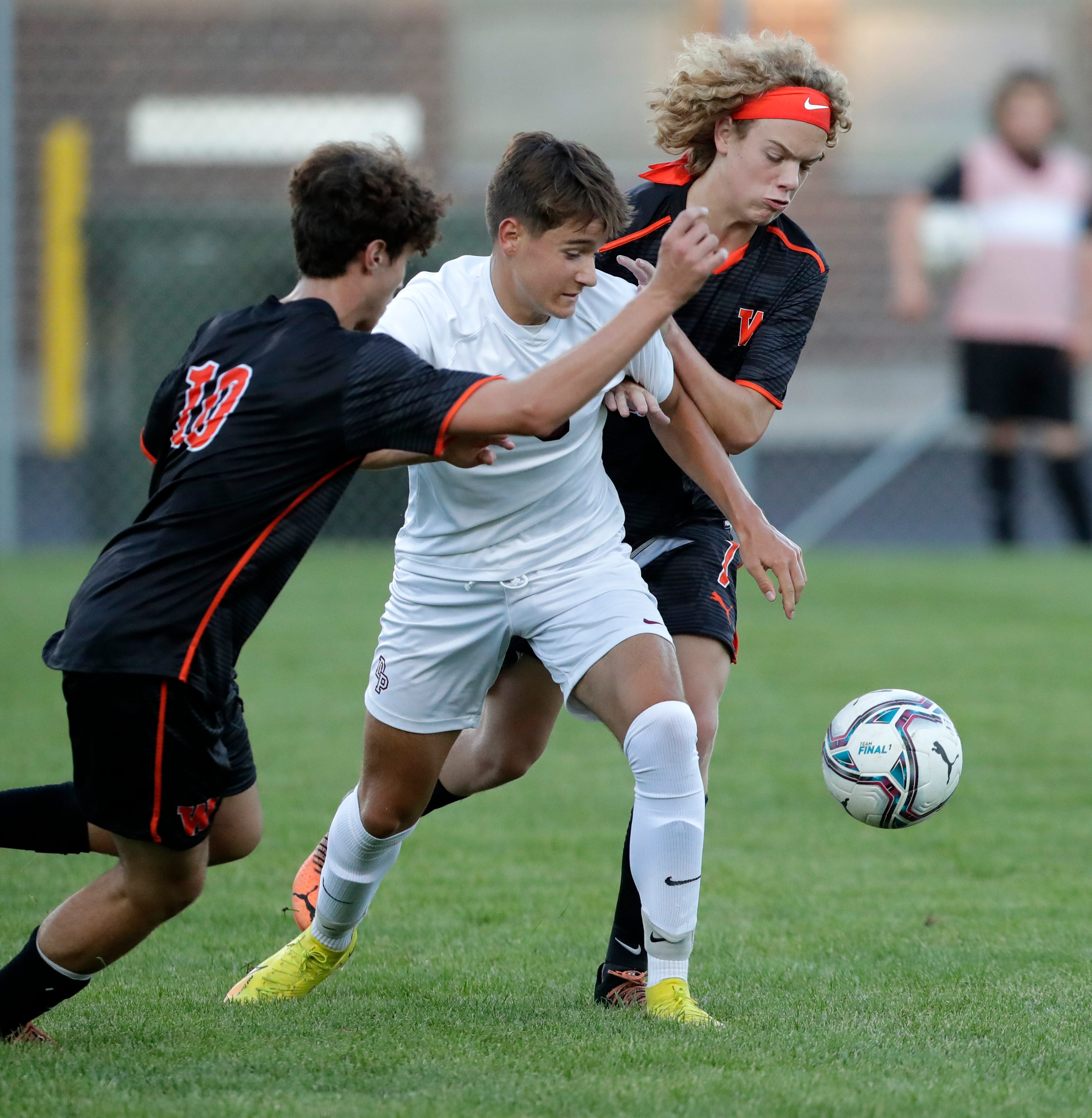 De Pere soccer star James Dorchester embracing leadership role as Redbirds shoot for third state appearance in four years