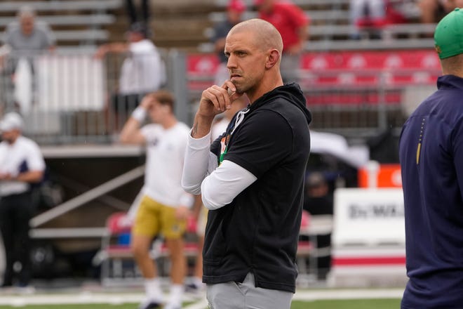 New OSU grad assistant James Laurinaitis spent last year as a grad assistant for Notre Dame under former Buckeye teammate Marcus Freeman.
