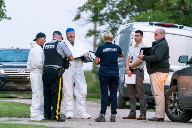 Manhunt in Canada after 10 killed, 18 wounded in stabbing rampage