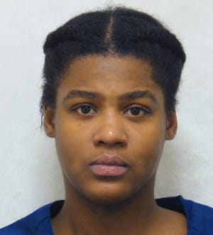 Wanita Detroit didakwa dengan OWI dalam kecelakaan yang menewaskan gadis berusia 2 tahun