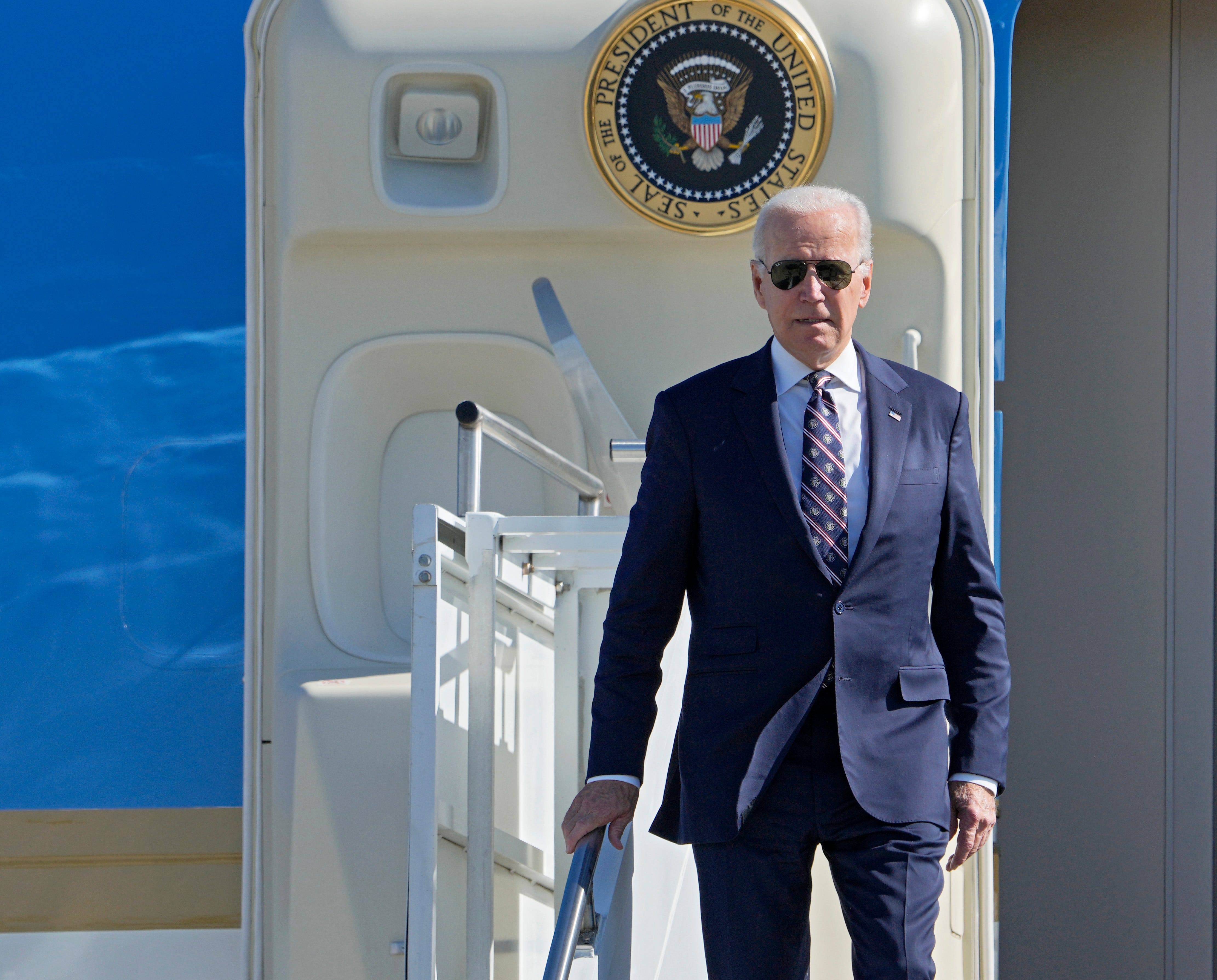 September 9, 2022; Columbus, Ohio, USA;   President of the United States Joe Biden arrived at John Glenn International Airport in Columbus, Oh. on Friday on his way toto the groundbreaking of Intel's semiconductor factories in Licking County.  Mandatory Credit: Barbara J. Perenic/Columbus Dispatch