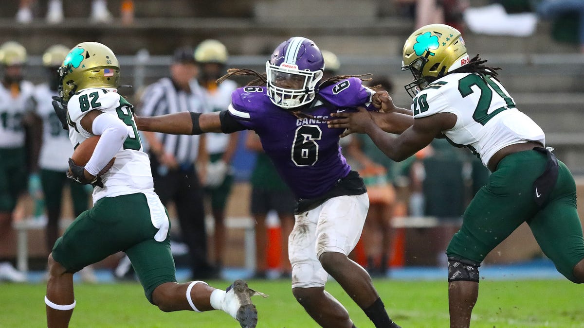 High school football Ocala Trinity Catholic beats GHS in Gainesville