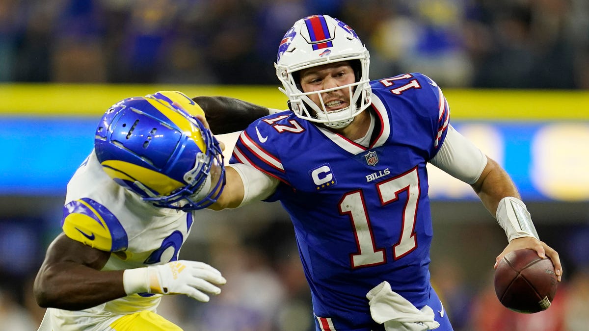 Photos Buffalo Bills vs. Los Angeles Rams in NFL opener