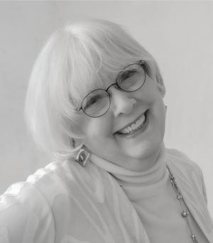 Carol Lynne Knight has a new poetry book and a reading on September 13, 2022.