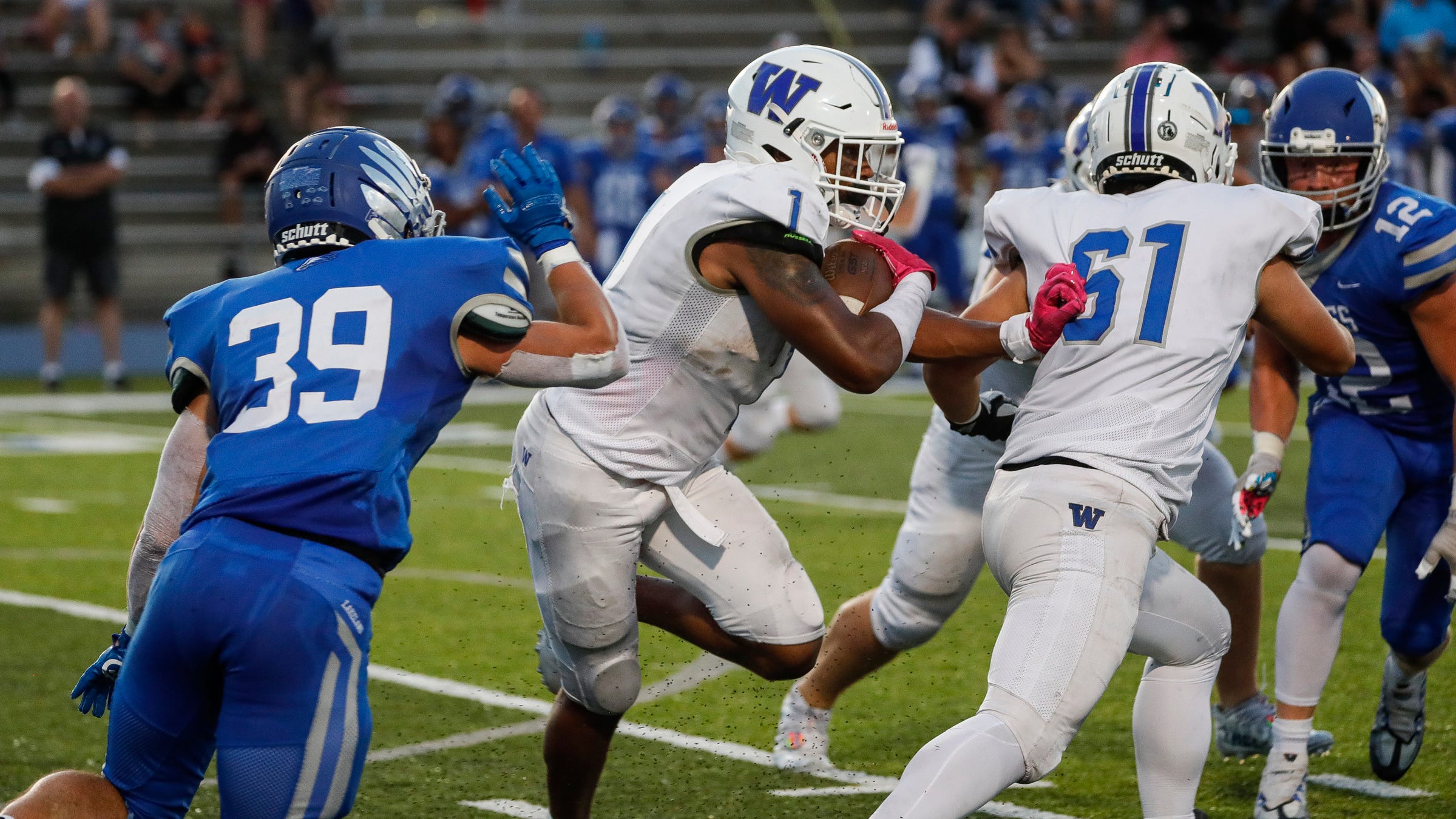 Michigan high school football: Walled Lake Western's offense too much for Lakeland, 52-7