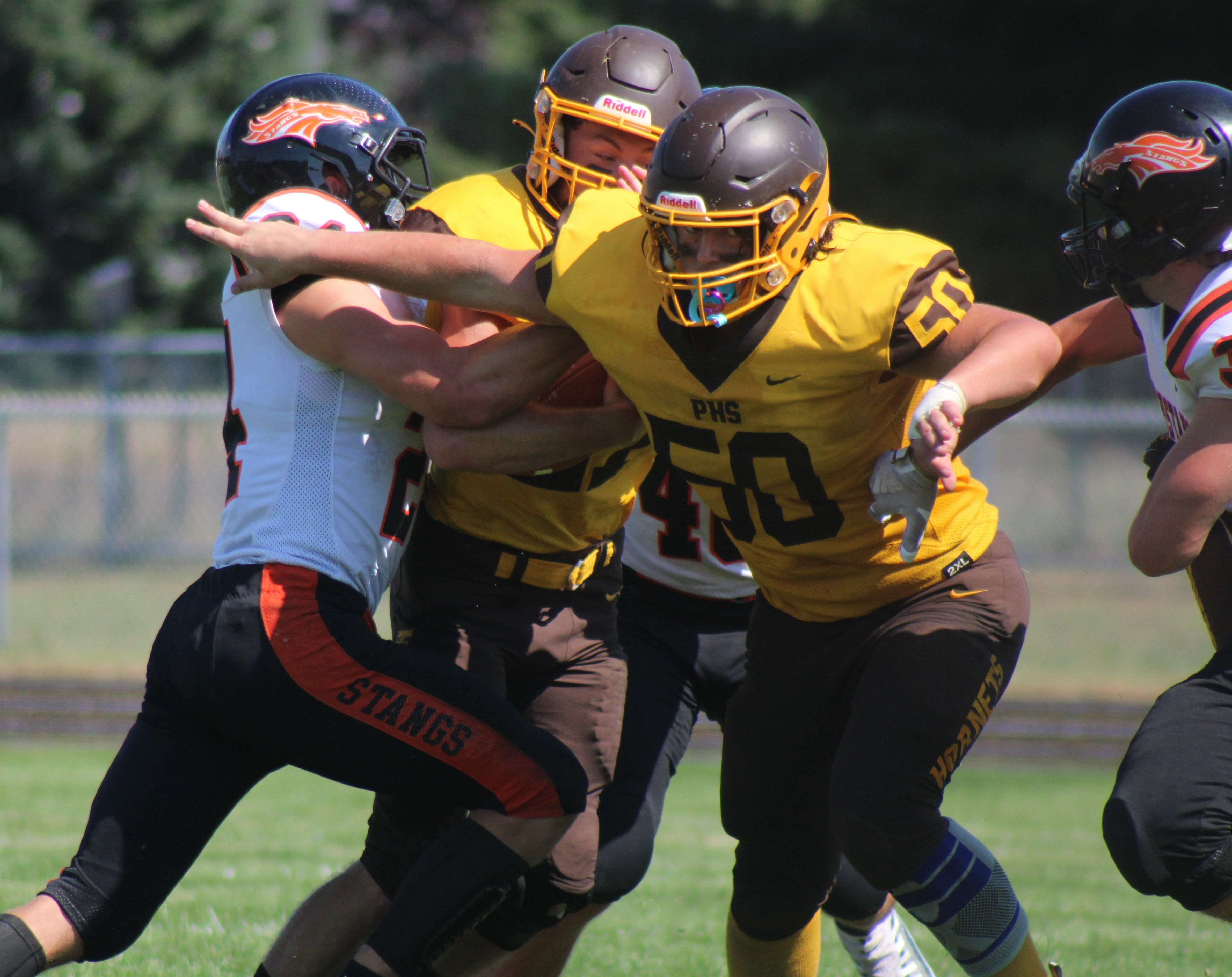 no match for highpowered Munising Mustangs