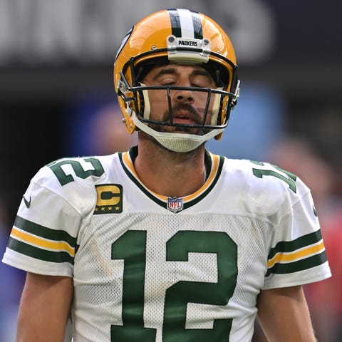 Aaron Rodgers reacts during the Packers' Week 1 lo