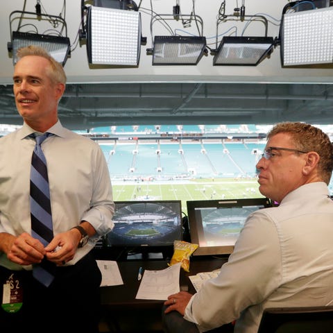 Joe Buck, left, and analyst Troy Aikman, right, wi