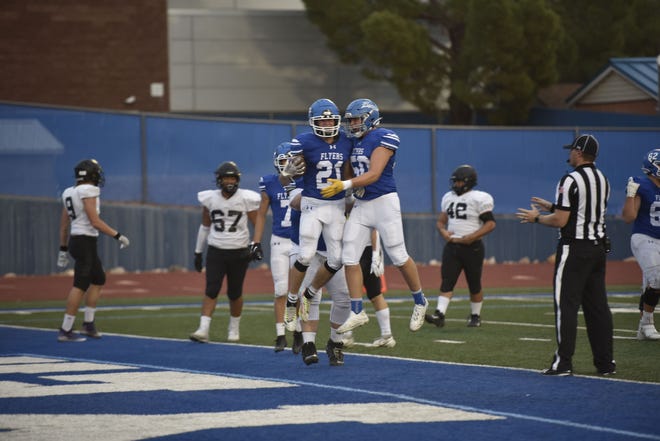 Dixie High won its third straight game, beating Pine View 51-13 last Friday. The Flyers welcome Desert Hills this week in a battle of two Region 10 contenders.