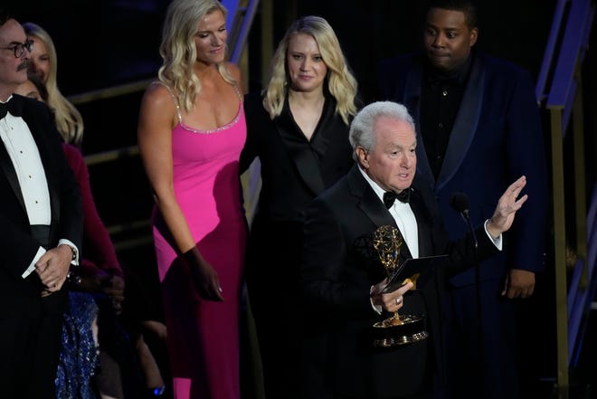 Lorne Michaels along with the cast of NBC's "Saturday Night Live,” including Kate McKennon and Kenan Thompson, accept outstanding variety sketch series honors.