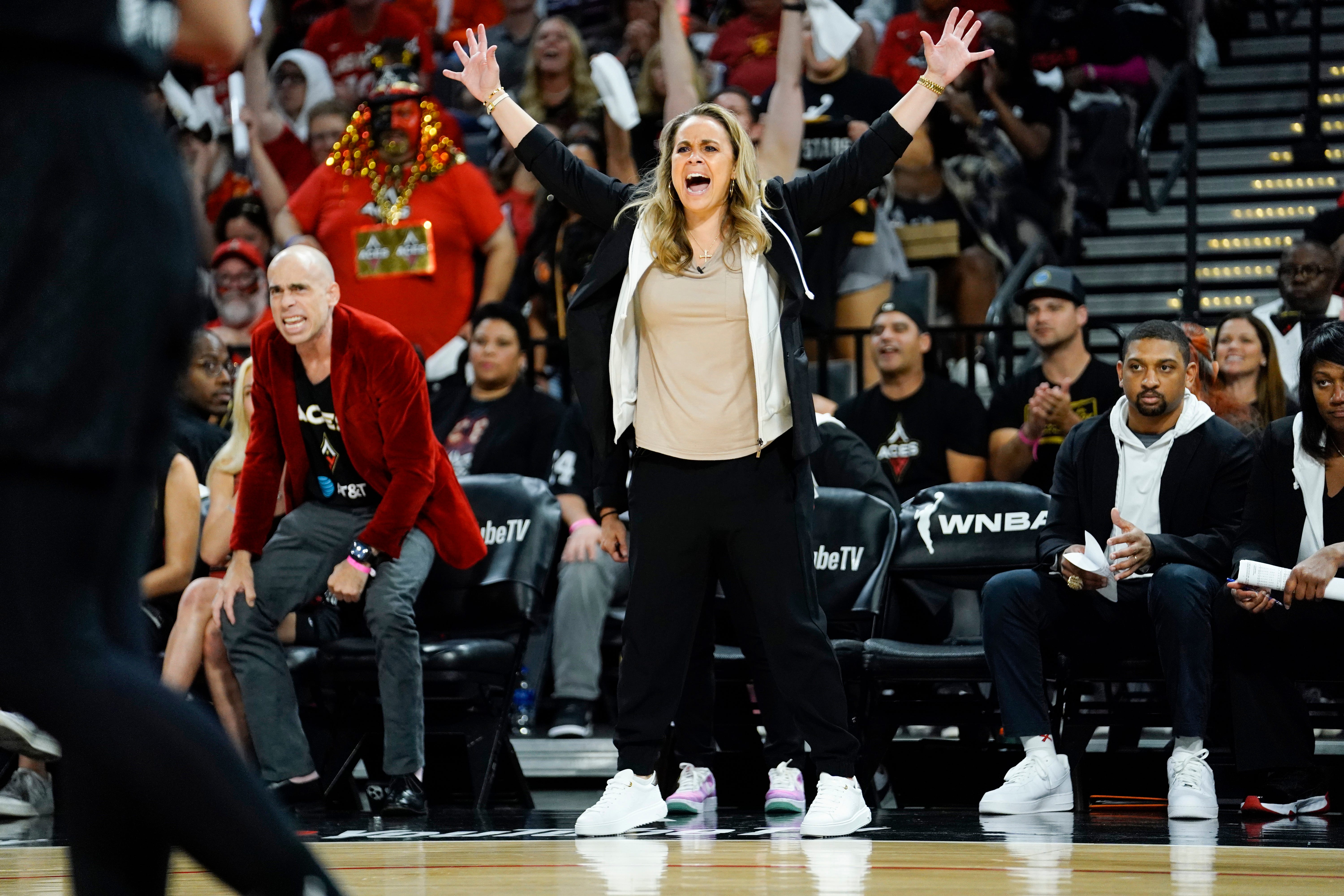 Becky Hammon showing NBA teams what they missed by not hiring her Becky Hammon showing NBA teams what they missed by not hiring her