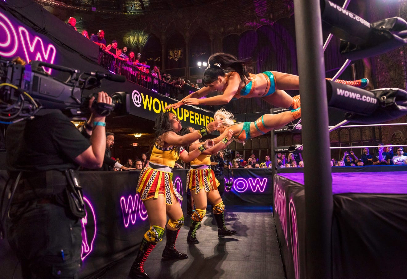 Women's wrestling: From WOW to WWE, a guide to getting ready to rumble