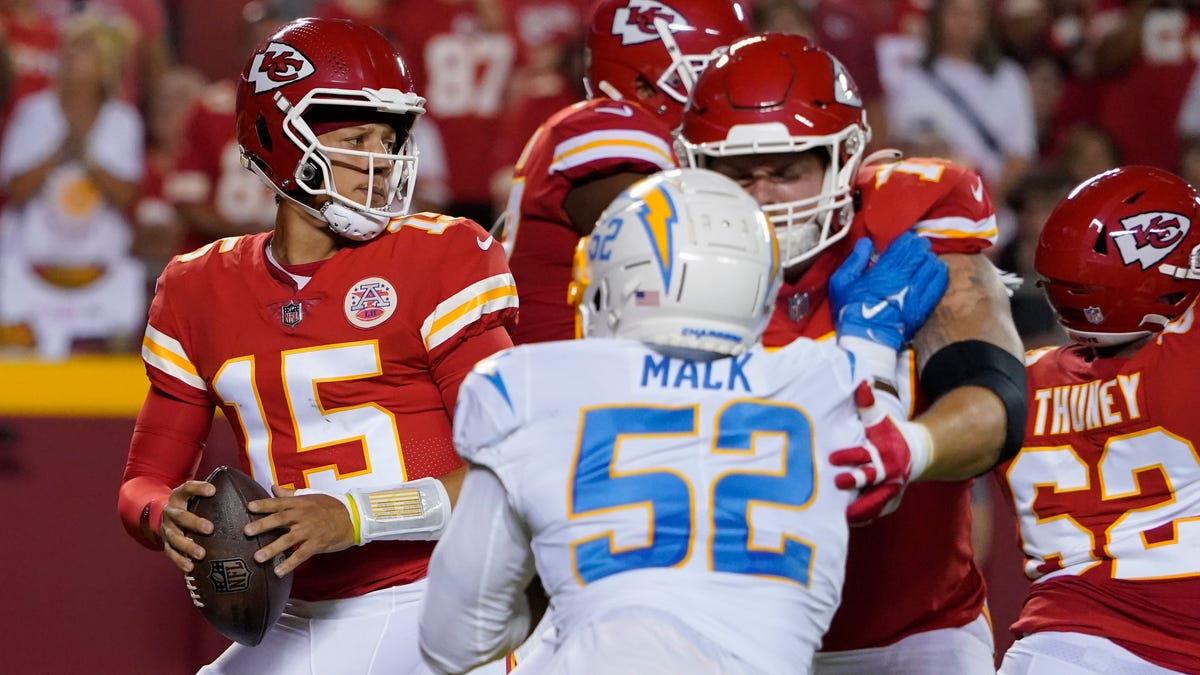 Patrick Mahomes throws during the first half against the Los Angeles Chargers.