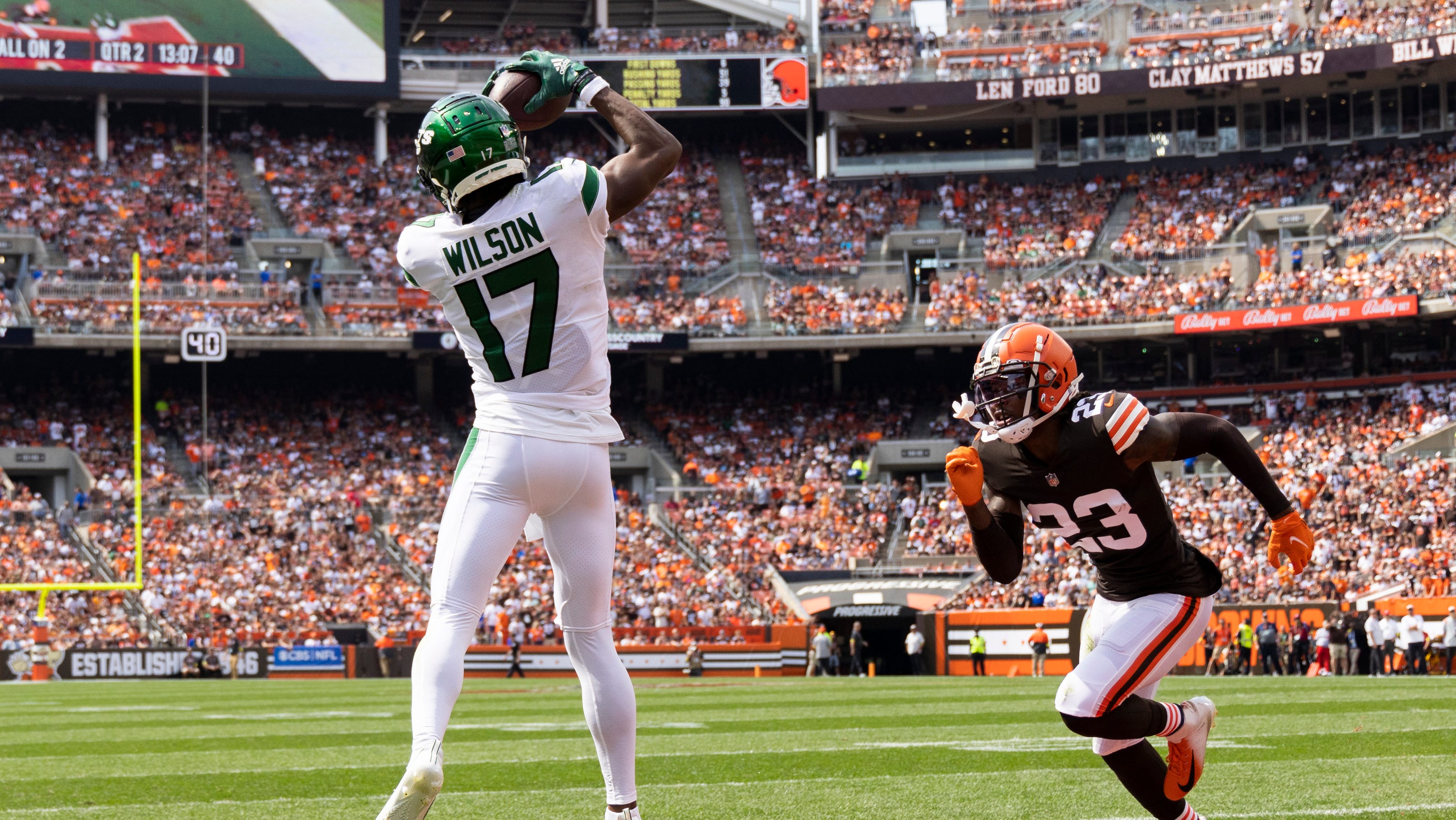 Week 4 nfl touchdown prop picks: can barkley keep rolling against bears? Former OSU WR Garrett Wilson celebrates first NFL touchdown