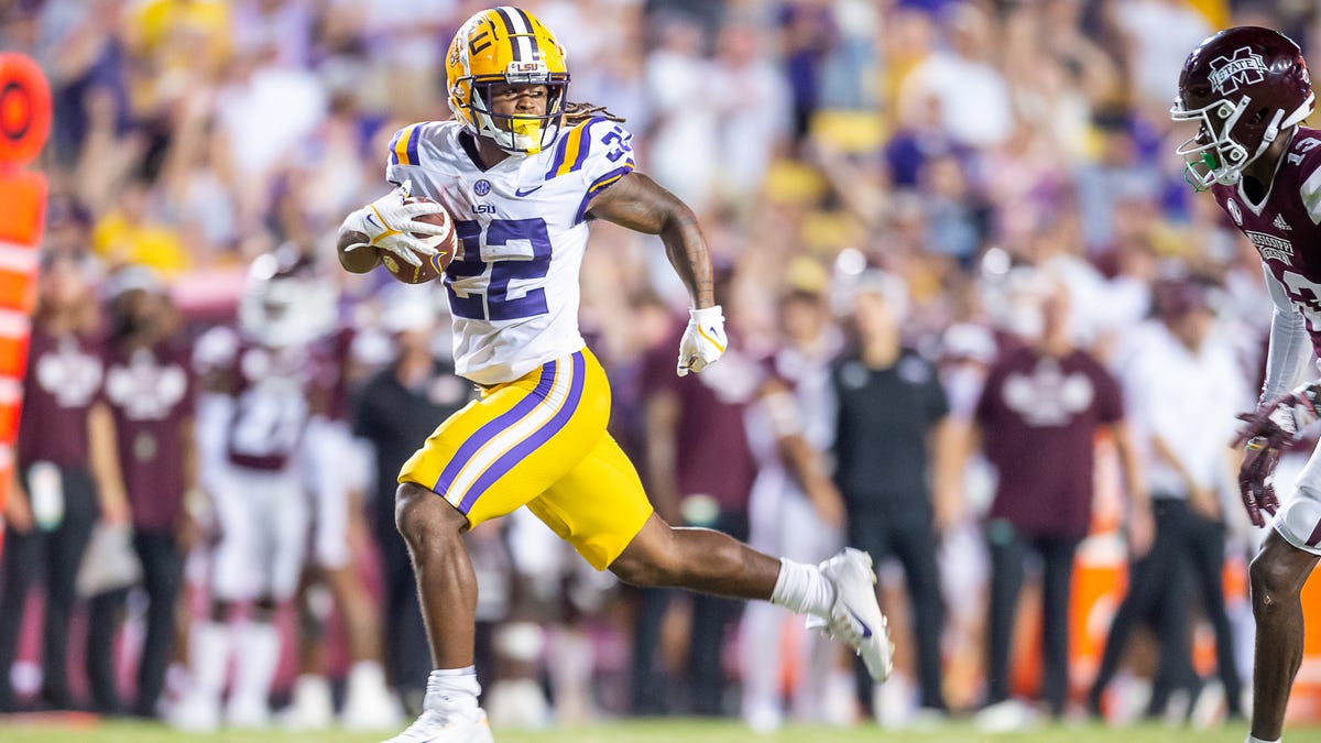 Photos LSU Football Vs Mississippi State Bulldogs Our Best Photos what-tv-channel-is-kansas-vs-oklahoma-state-football-game-on-today