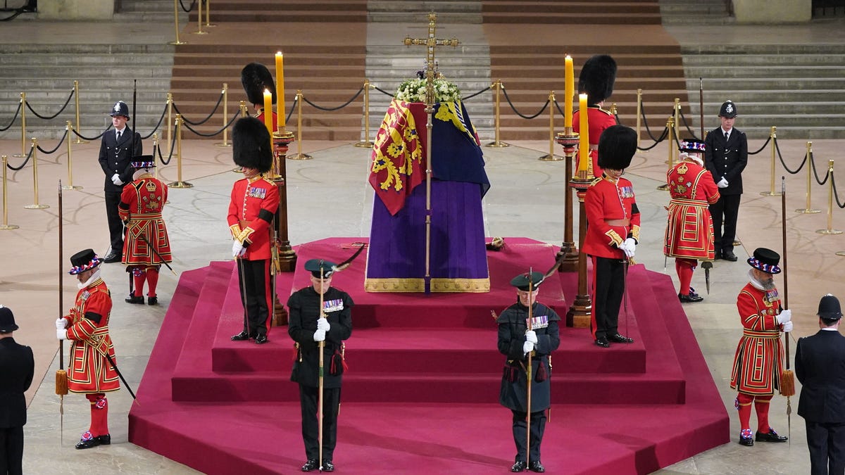 Lady usher of the Black Rod, Sarah Clarke arrives to pay her respects at 06:29am after the final members of the public paid their respects pay their respects, passing the coffin of Queen Elizabeth II, Lying-in-State inside Westminster Hall, at the Palace of Westminster in London on Sept. 19, 2022.