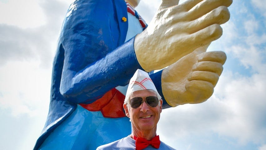 Jacques is back: Marblehead statue is 'handless' no more