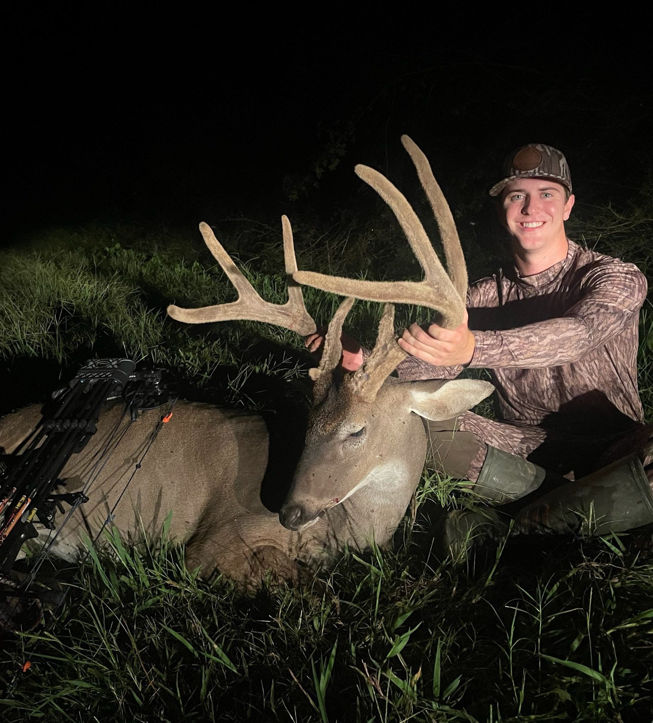 Mississippi deer hunter bags 150class velvet buck