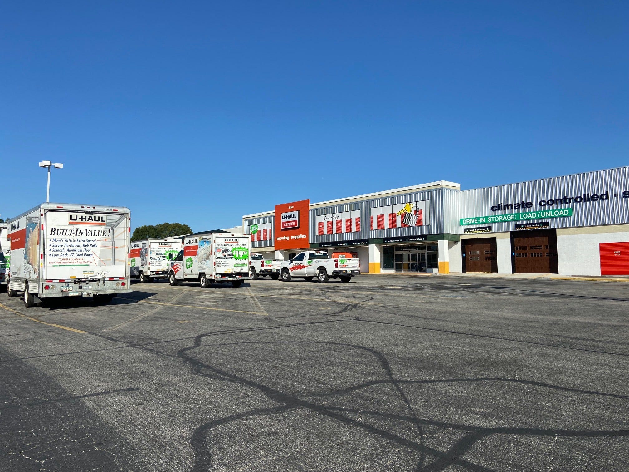 u-haul-wants-zoning-change-to-expand-self-storage-service-store-rvs