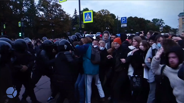 War mobilization protests erupt across Russia