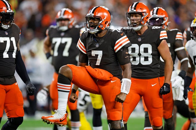 Browns QB Jacoby Brissett (7) celebrates their first offside quarterback in the second half against the Steelers in Cleveland, Thursday, September 22, 2022.