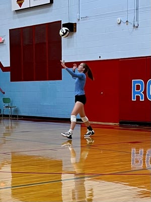 Ridgedale's Lauren Leslie serves during a volleyball match with Elgin earlier this season. On Wednesday, Ridgedale earned a spot in the Division IV sectional final with a 3-0 win over Mount Gilead.