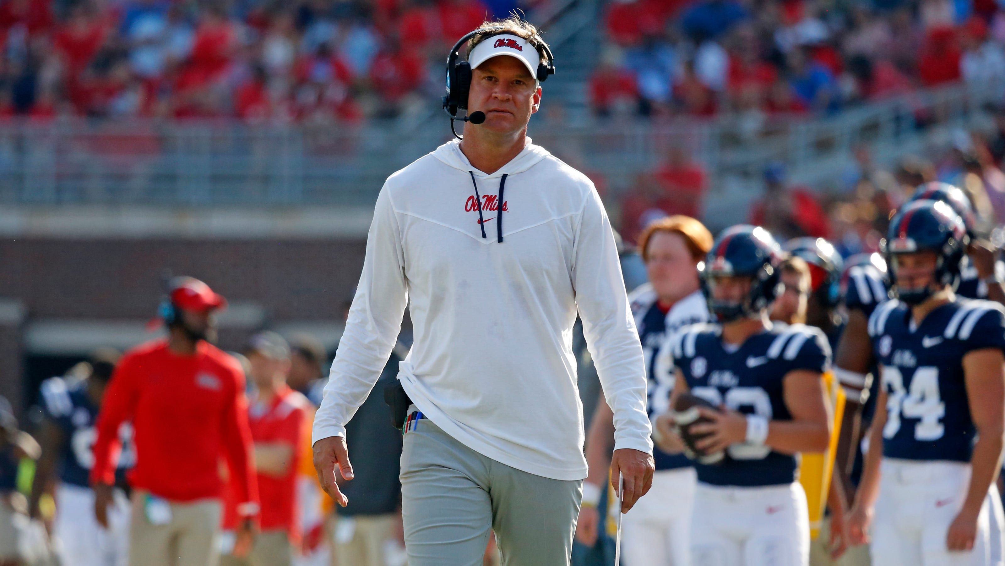 Ole Miss football lands Jameer Lewis, junior college linebacker