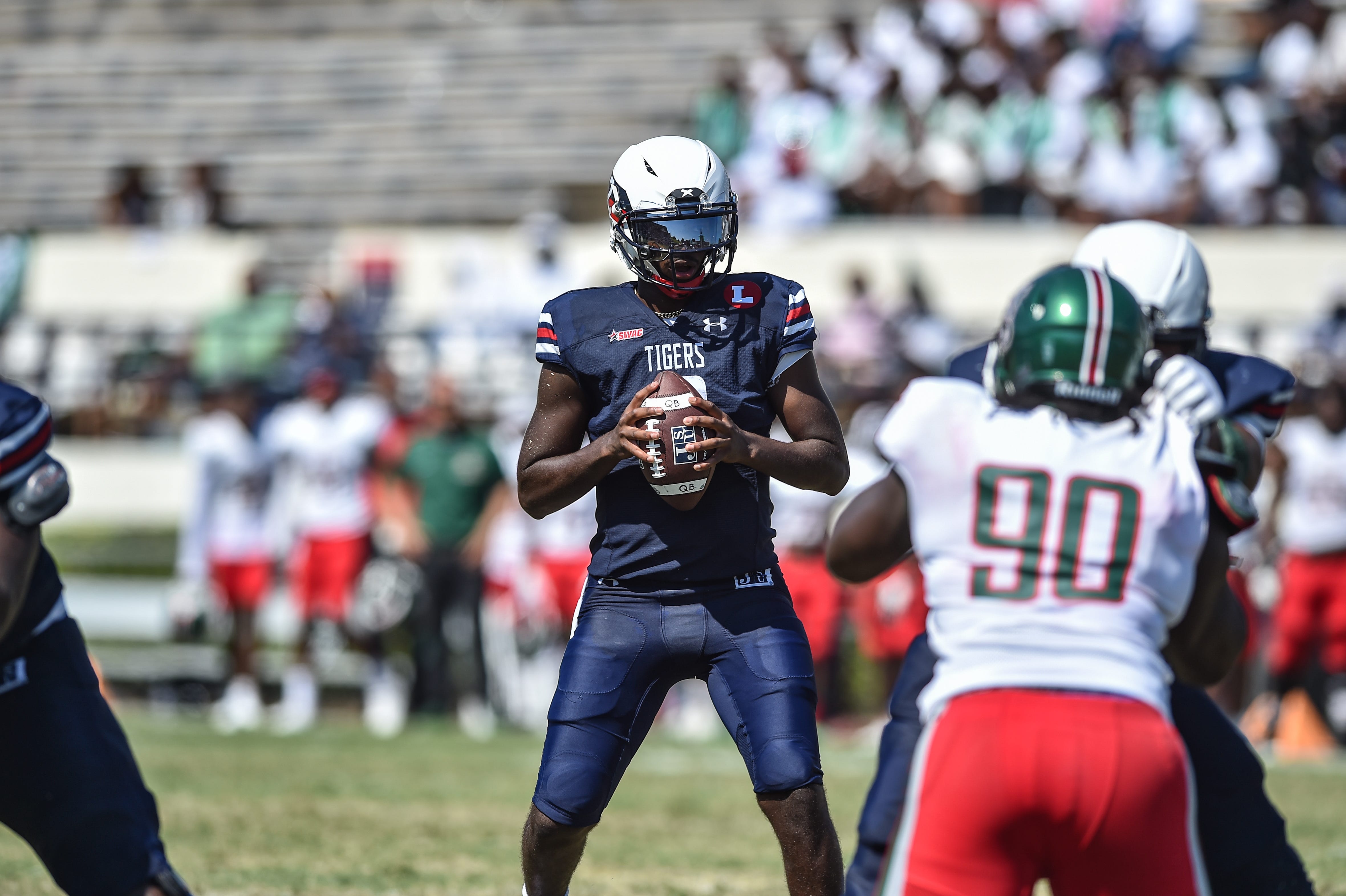 Shedeur Sanders 3 facts on the Jackson State football quarterback