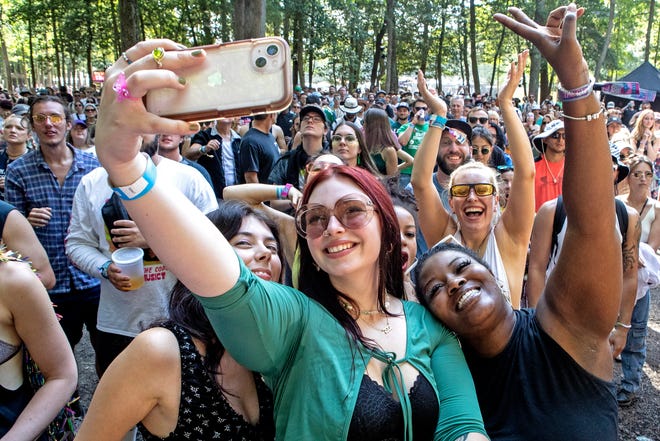 Fans watch Philadelphia band Snacktime perform on the Treehouse Stage on Day 4, the final day of the 2022 Firefly Music Festival in Dover, Sunday, September 25, 2022. 