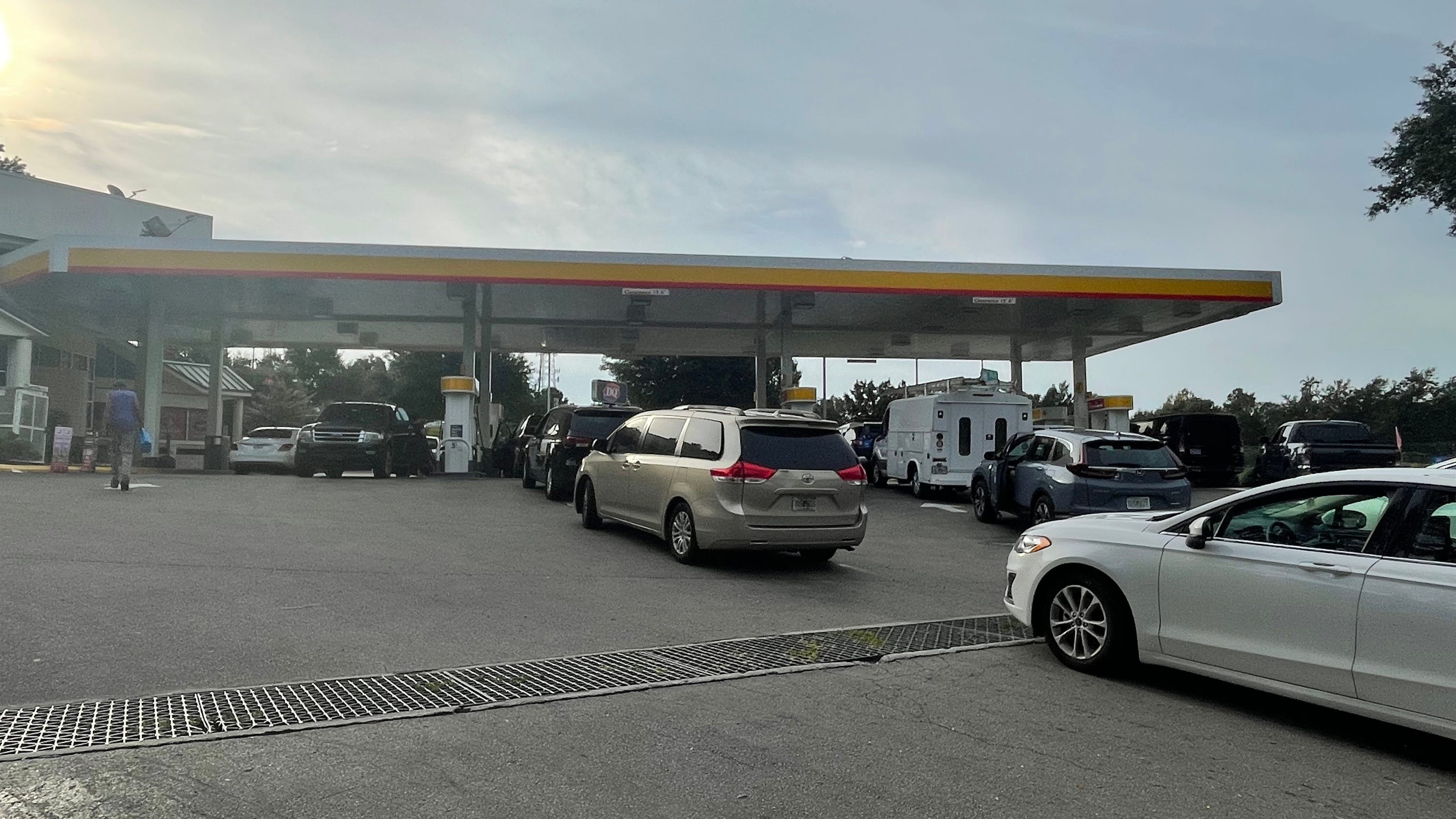 Gainesville gas stations run out as Hurricane Ian approaches Florida