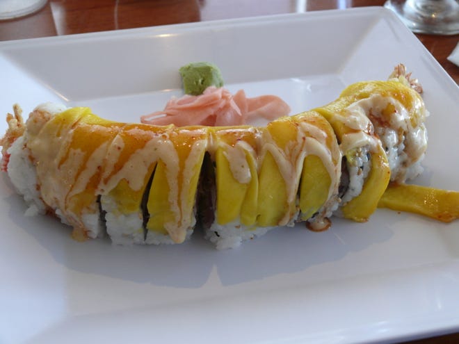 Il Mangoficent Roll è uno dei due nuovi panini al Nippon Thai Restaurant, che festeggia il suo 15°.  anniversario a Satellite Beach.