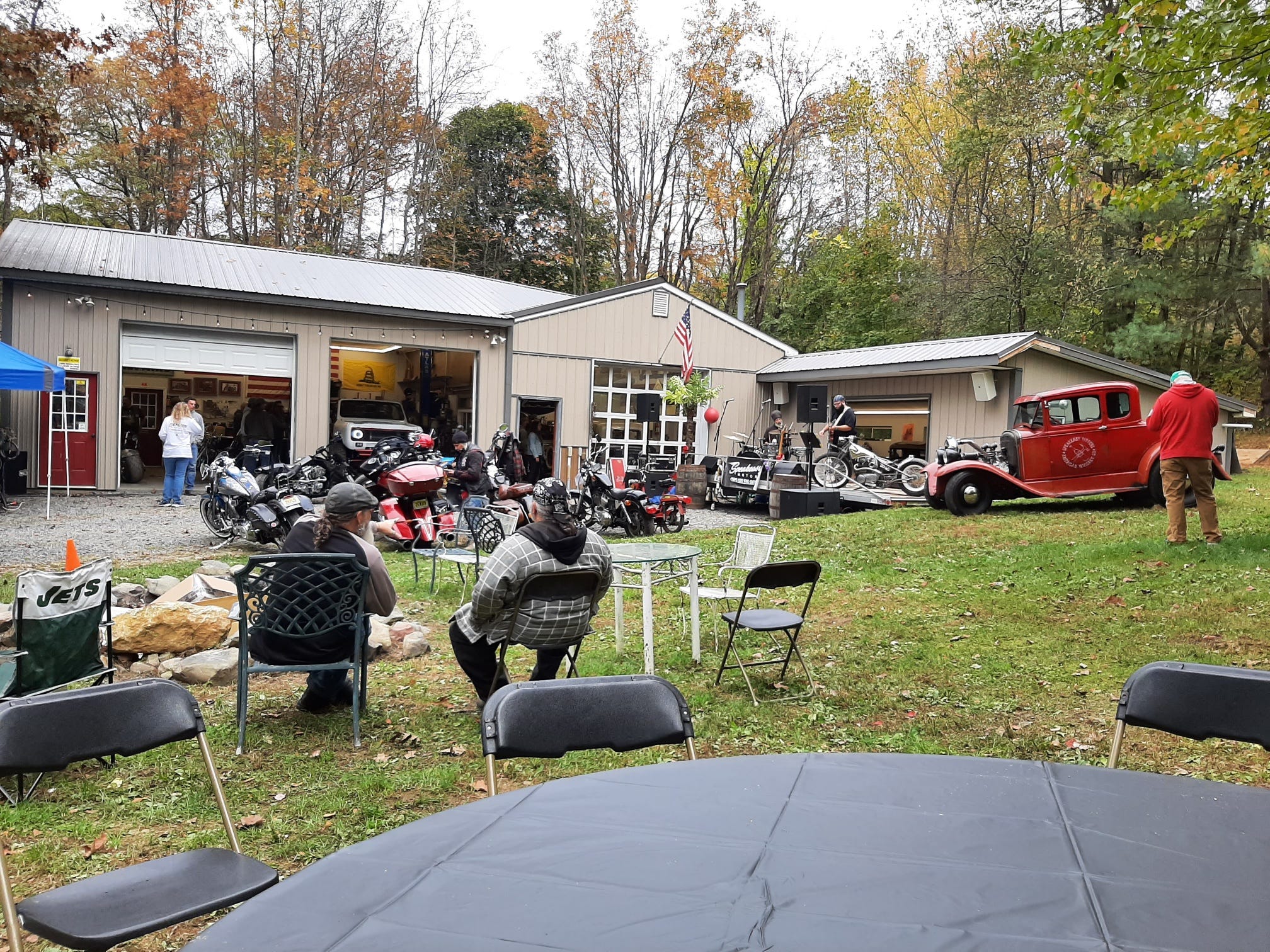 October car, motorcycle events; cruise and bike nights in Hudson Valley