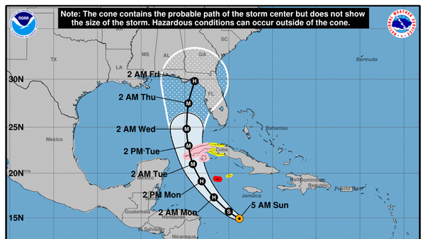 At 5 a.m. Sunday, the forecast track for Ian's cen