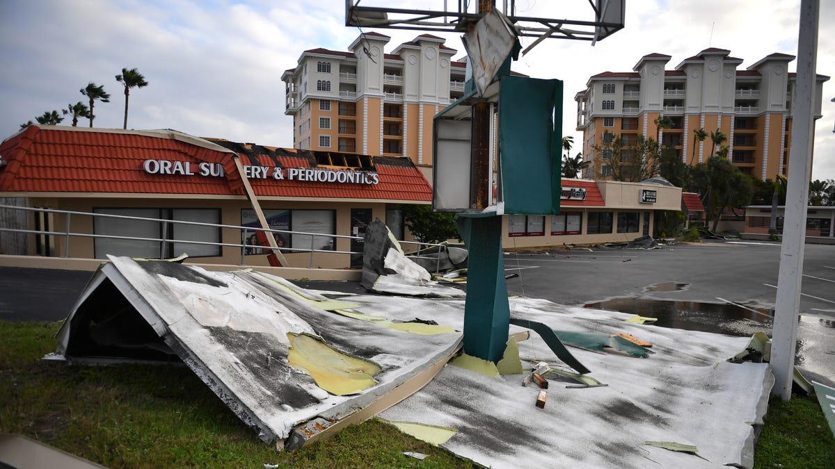 photos-venice-florida-damage-from-hurricane-ian