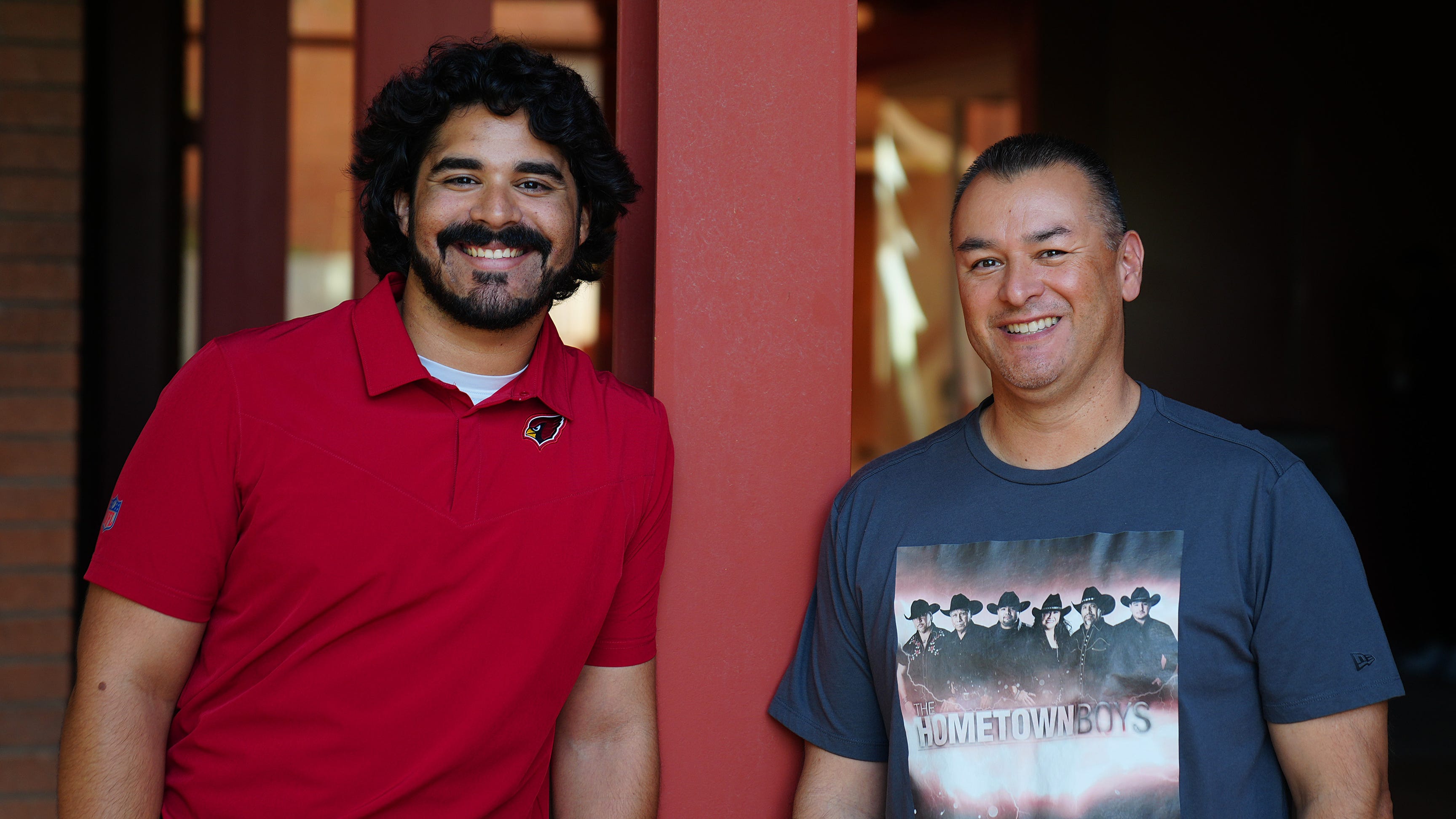 Conoce a José Romeros, 2 fanáticos del fútbol que ayudan a contar la historia de los Cardenales