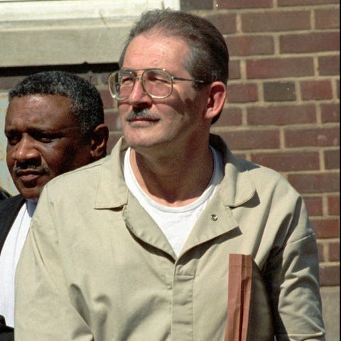 Former CIA agent Aldrich Ames leaves federal court