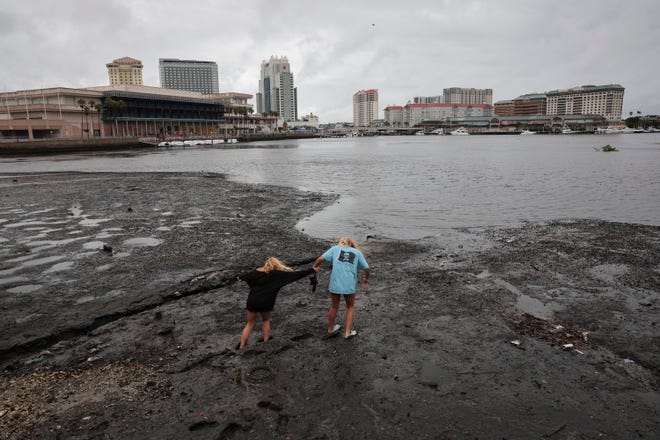 What is reverse storm surge? How Ian drew water from Florida's coast
