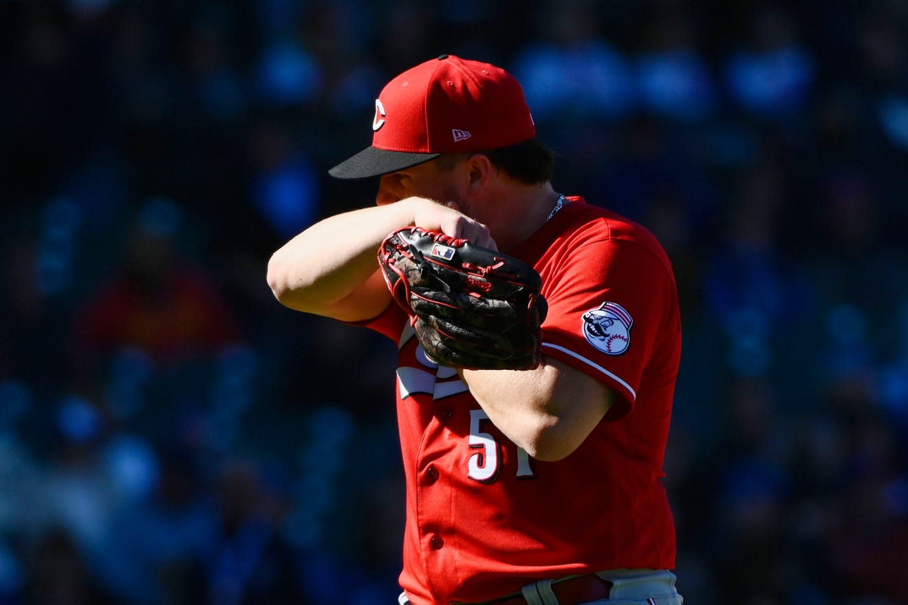 Graham Ashcraft, Reds blown out by Cubs in fourth straight loss