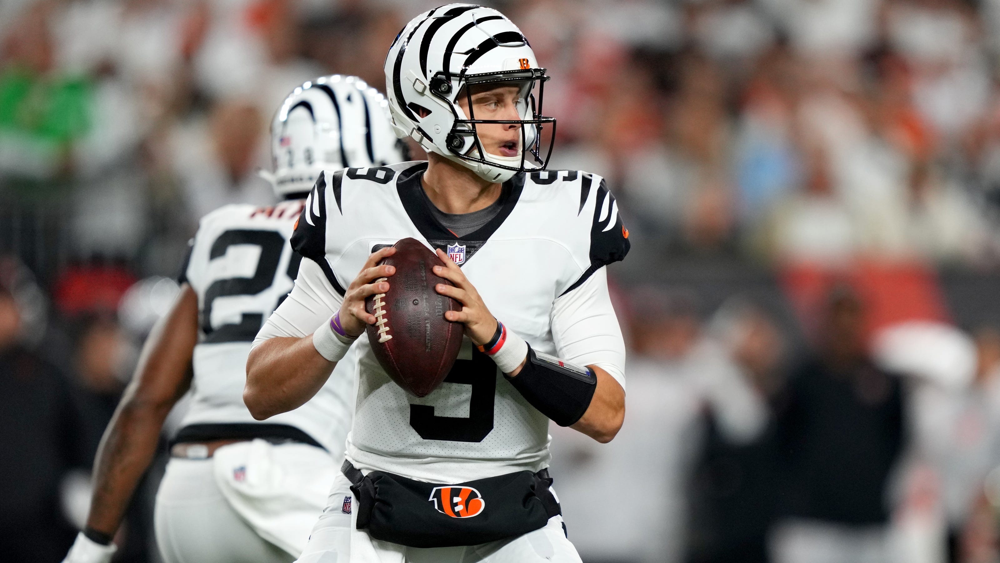 Cincinnati Bengals defeat Miami Dolphins on Thursday Night Football