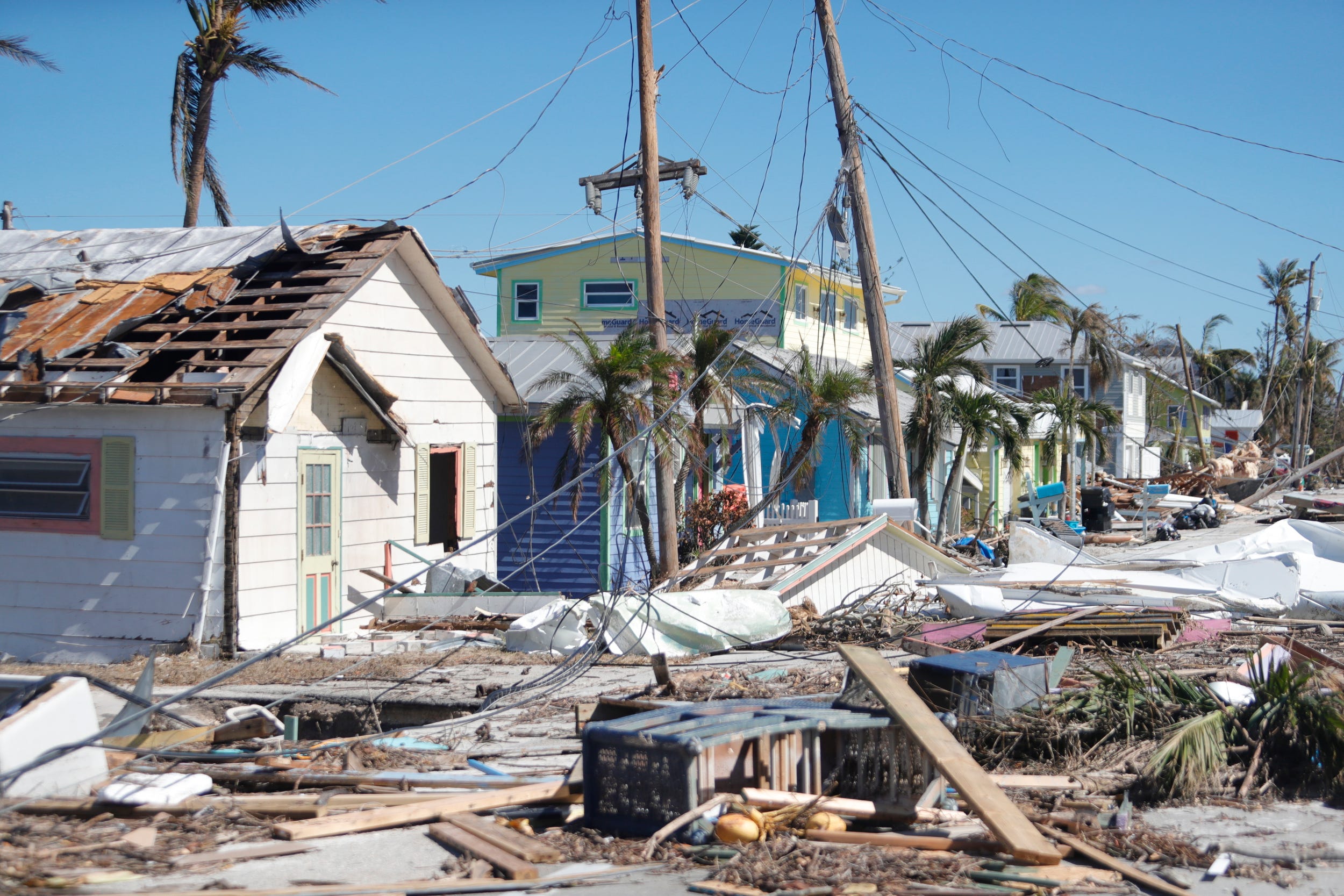 Pine Island residents stay put as Hurricane Ian evacuations ramp up